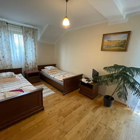 Apartmán Pod Dzika Roza Baligród Exteriér fotografie
