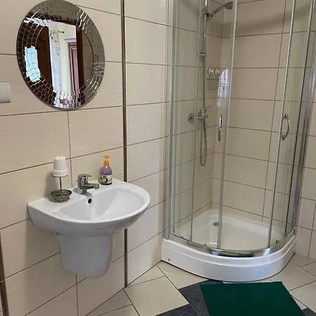Apartmán Pod Dzika Roza Baligród Exteriér fotografie